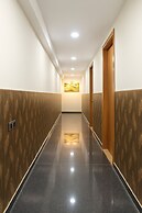 Let'stay- Sector-70 Noida