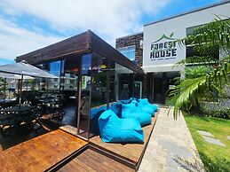Foresthouse Beach Hostel