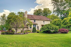 Serene Hudson Valley Escape w/ Pool & Grill