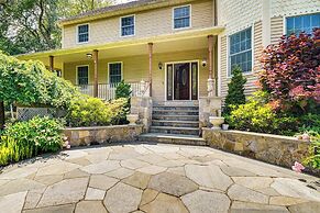 Serene Hudson Valley Escape w/ Pool & Grill