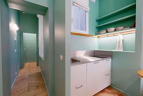 Delightful 1-bed Studio w Shared Co-working Space