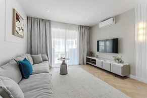 SeaShell Suites