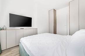 ARI - AFI Mall Luxurious Apartments