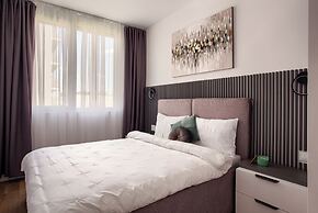 ARI - AFI Mall Luxurious Apartments