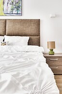 ARI - AFI Mall Luxurious Apartments