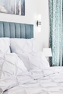 ARI - AFI Mall Luxurious Apartments