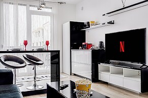 ARI - AFI Mall Luxurious Apartments