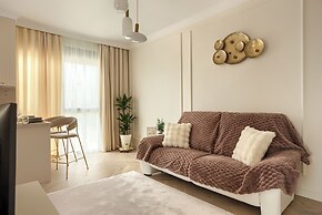 ARI - AFI Mall Luxurious Apartments