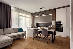 ARI - AFI Mall Luxurious Apartments