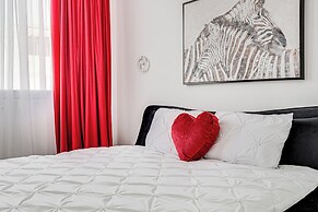 ARI - AFI Mall Luxurious Apartments