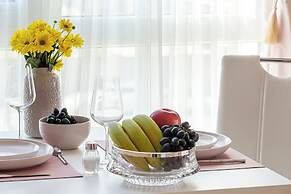 ARI - AFI Mall Luxurious Apartments