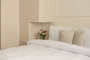 ARI - AFI Mall Luxurious Apartments