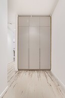 ARI - AFI Mall Luxurious Apartments