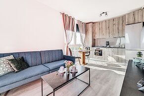 ARI - AFI Mall Luxurious Apartments