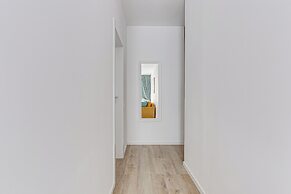 ARI - AFI Mall Luxurious Apartments