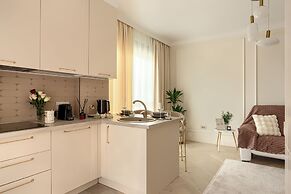 ARI - AFI Mall Luxurious Apartments