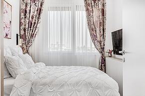 ARI - AFI Mall Luxurious Apartments