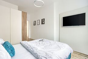 ARI - AFI Mall Luxurious Apartments
