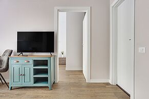 ARI - AFI Mall Luxurious Apartments