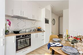 ARI - AFI Mall Luxurious Apartments