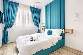 ARI - AFI Mall Luxurious Apartments