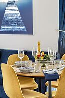 ARI - AFI Mall Luxurious Apartments