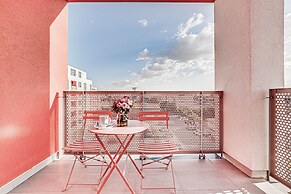 ARI - AFI Mall Luxurious Apartments