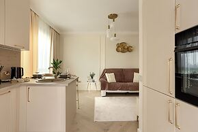 ARI - AFI Mall Luxurious Apartments