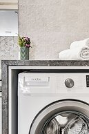 ARI - AFI Mall Luxurious Apartments