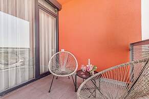 ARI - AFI Mall Luxurious Apartments