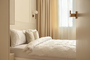 ARI - AFI Mall Luxurious Apartments
