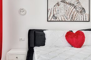 ARI - AFI Mall Luxurious Apartments