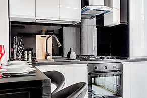 ARI - AFI Mall Luxurious Apartments