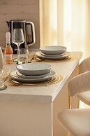 ARI - AFI Mall Luxurious Apartments