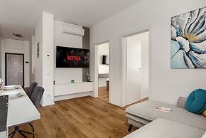 ARI - AFI Mall Luxurious Apartments
