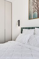 ARI - AFI Mall Luxurious Apartments