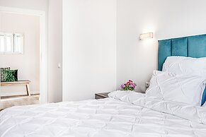 ARI - AFI Mall Luxurious Apartments