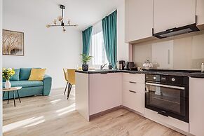 ARI - AFI Mall Luxurious Apartments