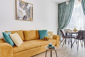 ARI - AFI Mall Luxurious Apartments