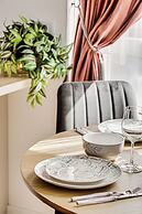 ARI - AFI Mall Luxurious Apartments