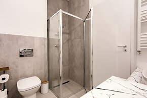 ARI - AFI Mall Luxurious Apartments