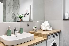ARI - AFI Mall Luxurious Apartments