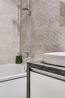 ARI - AFI Mall Luxurious Apartments