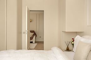 ARI - AFI Mall Luxurious Apartments