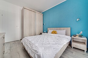 ARI - AFI Mall Luxurious Apartments