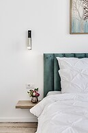 ARI - AFI Mall Luxurious Apartments