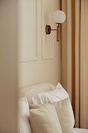 ARI - AFI Mall Luxurious Apartments