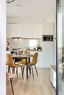ARI - AFI Mall Luxurious Apartments