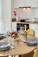 ARI - AFI Mall Luxurious Apartments