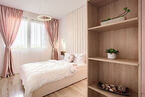 ARI - AFI Mall Luxurious Apartments